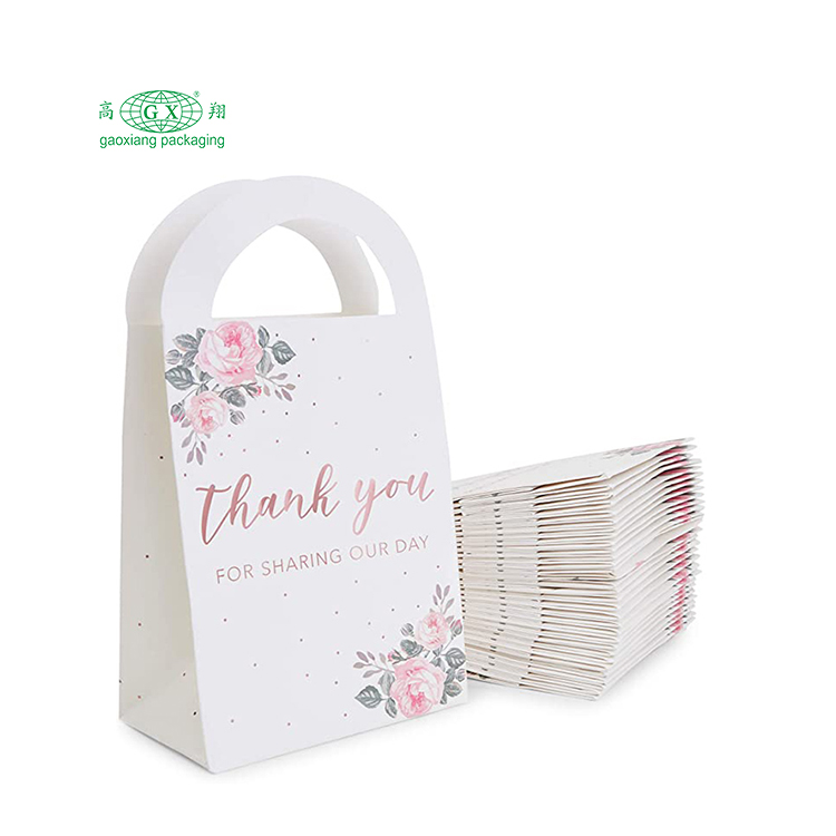 Sacchetti di carta per matrimoni personalizzati di alta qualità grazie a confezioni regalo personalizzate