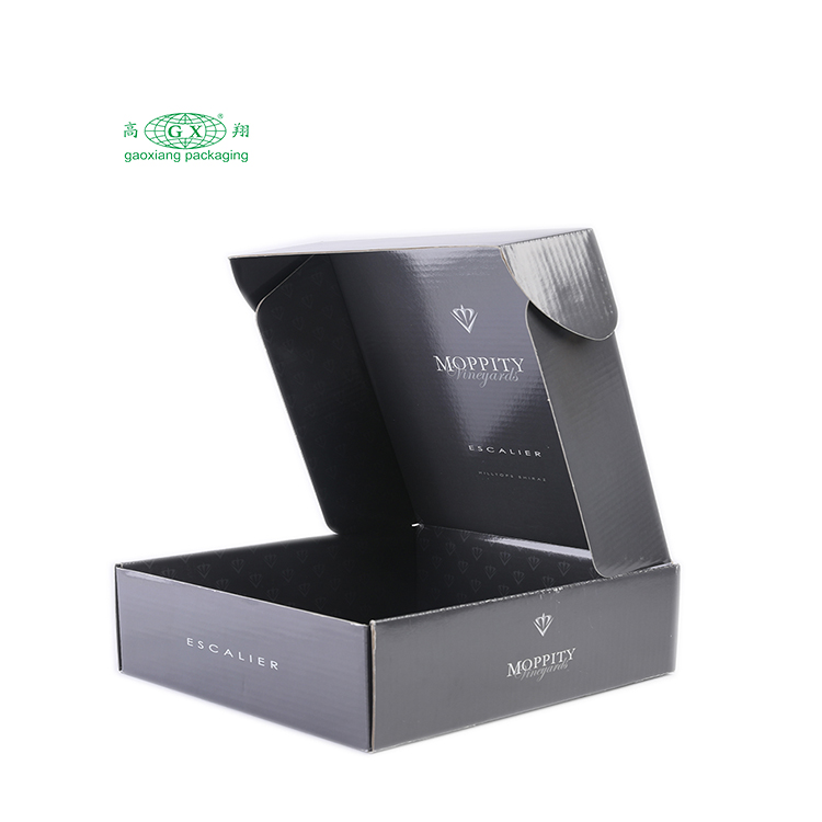 Scatola di carta ondulata con logo personalizzato all'ingrosso scatola di imballaggio cosmetica pieghevole scatola postale di spedizione