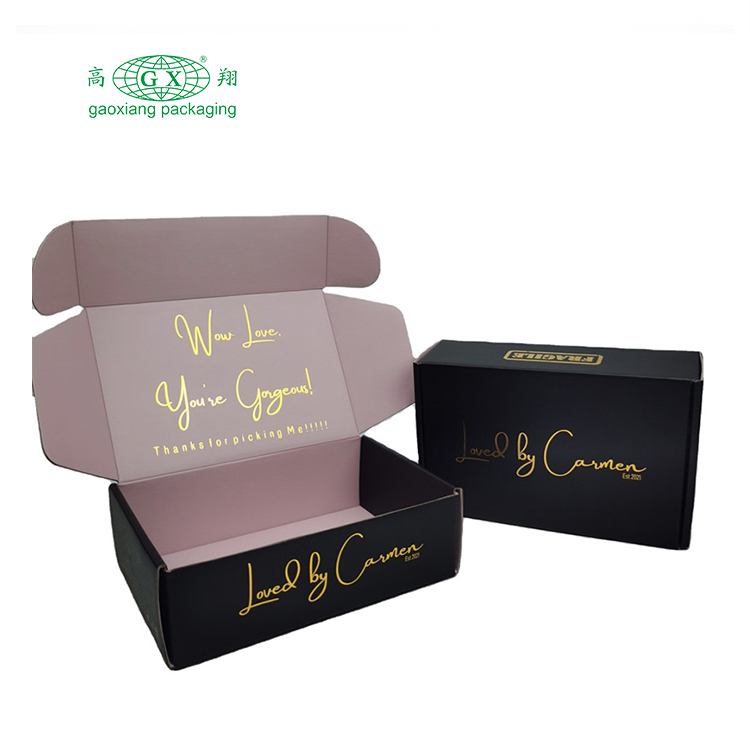 La scatola postale produce scatole postali colorate personalizzate scatole per imballaggio di abbigliamento durevole con logo personalizzato stampato