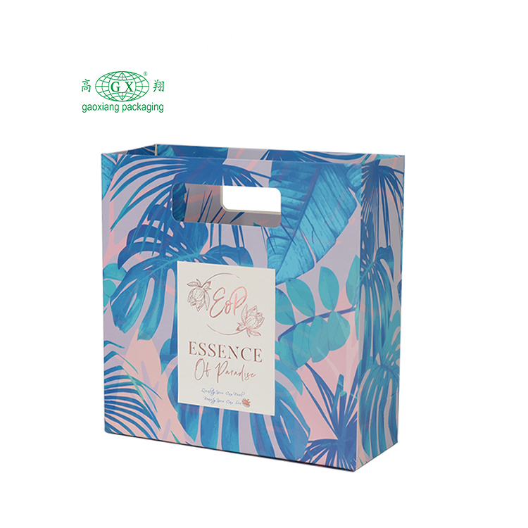 Borsa di carta kraft bianca stampata personalizzata regalo di marca di lusso a buon mercato all'ingrosso con il tuo logo